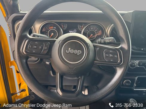 Used 2021 Jeep Wrangler Unlimited Sport AWD/4WD image 15