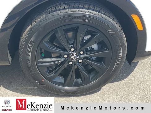 New 2026 Buick Envista Sport Touring w/ Convenience I Package FWD image 30