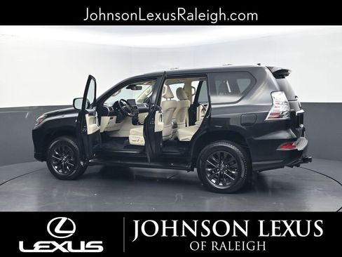 Used 2023 Lexus GX 460 Premium w/ Premium Plus Package image 39