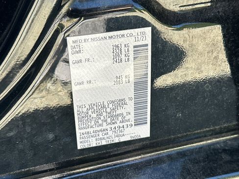 Used 2024 Nissan Altima 2.5 SV FWD image 28