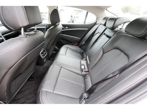 Used 2026 Genesis G70 2.5T RWD image 14