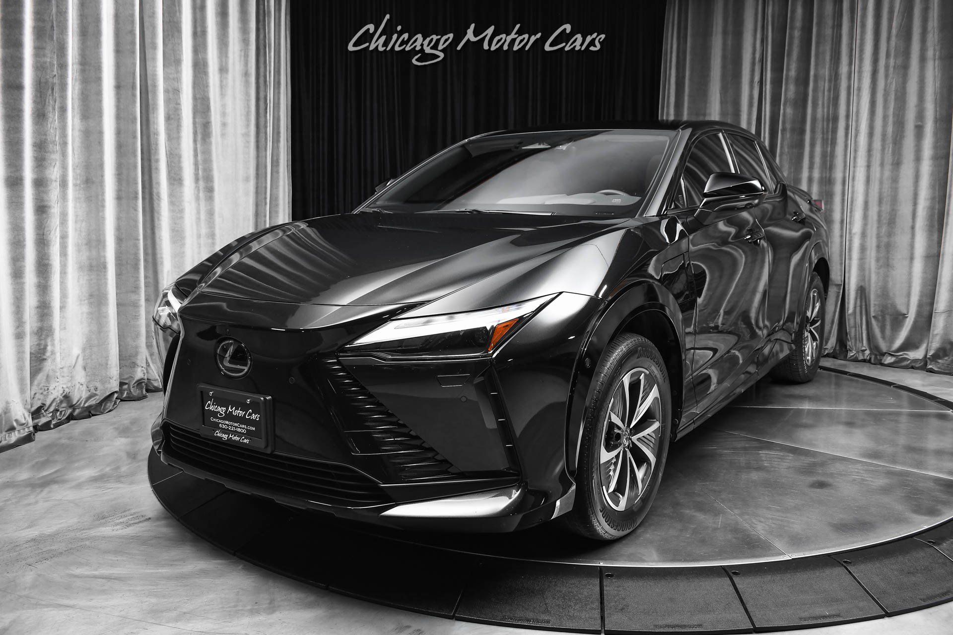 Used 2024 Lexus RZ 450e Premium w/ Technology Package AWD/4WD image 2