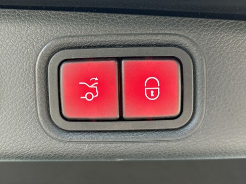 Certified 2023 Mercedes-Benz E 450 4MATIC Sedan image 11