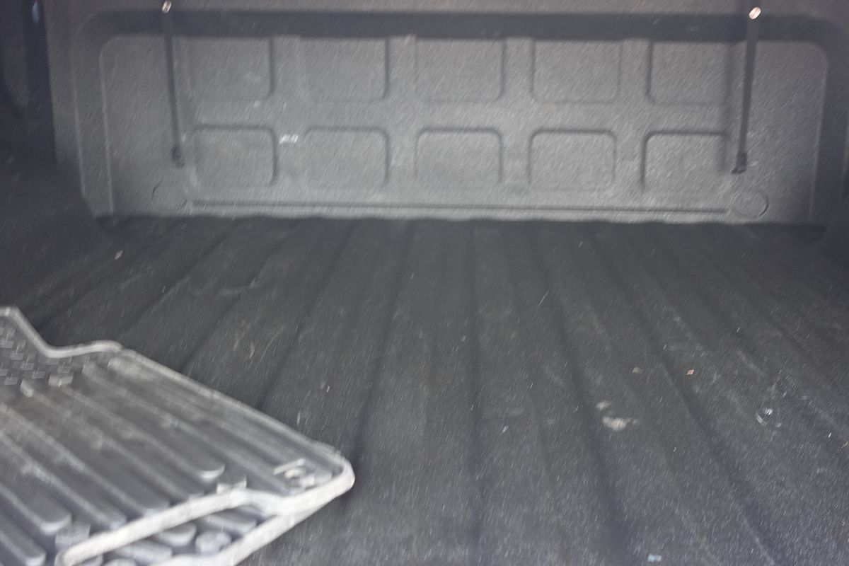 Used 2022 RAM 1500 Warlock w/ Ceramic Grey Warlock Package AWD/4WD image 14