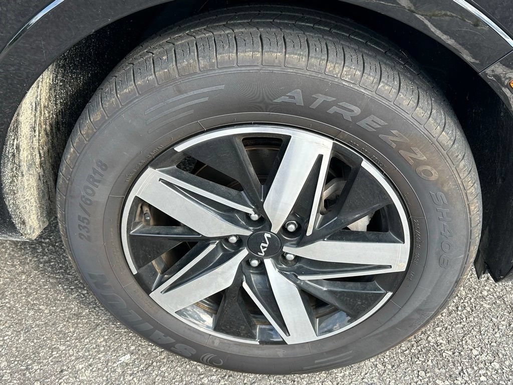 Used 2023 Kia Sorento S FWD image 44