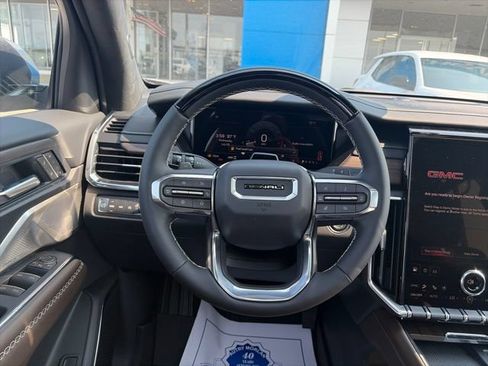 New 2026 GMC Acadia Denali Ultimate w/ LPO, Floor Liner Package AWD/4WD image 15