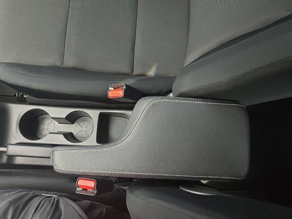 Used 2025 Nissan Kicks Play S FWD image 23