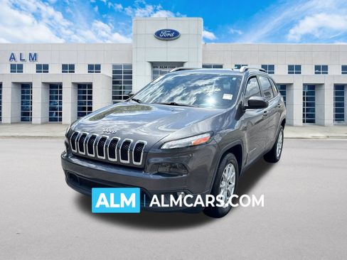 Used 2014 Jeep Cherokee Latitude image 1