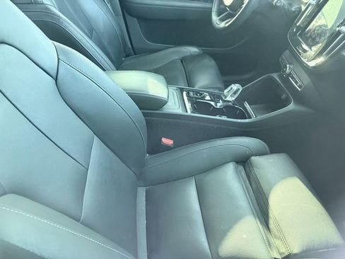 Used 2020 Volvo XC40 T5 Inscription AWD/4WD image 7