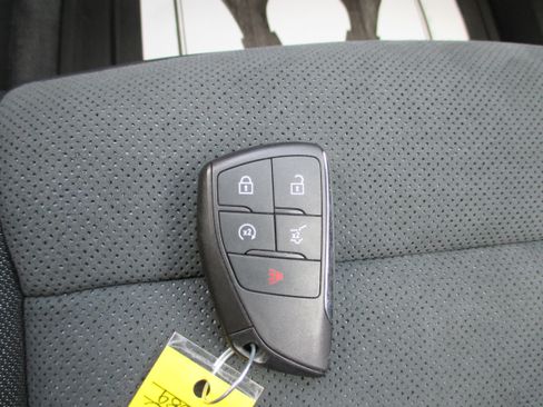 Used 2025 Chevrolet Blazer EV RS AWD/4WD image 28