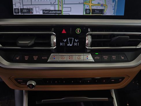 Used 2022 BMW 330i xDrive Sedan w/ Driving Assistance Package image 25