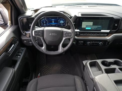 Used 2024 Chevrolet Silverado 1500 RST AWD/4WD image 20