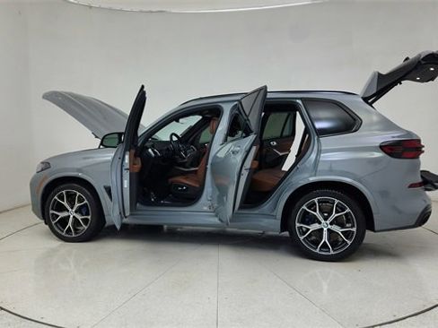 Used 2024 BMW X5 M60i image 74