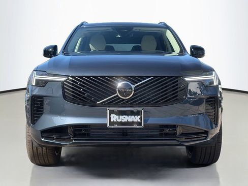 New 2026 Volvo XC90 T8 Ultra w/ Protection Package AWD/4WD image 2
