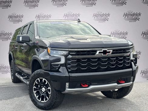 Used 2023 Chevrolet Silverado 1500 ZR2 w/ Technology Package AWD/4WD image 2