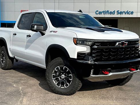 New 2026 Chevrolet Silverado 1500 ZR2 image 2