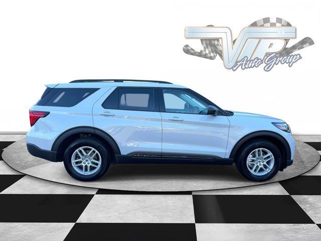 Used 2026 Ford Explorer Active AWD/4WD image 5