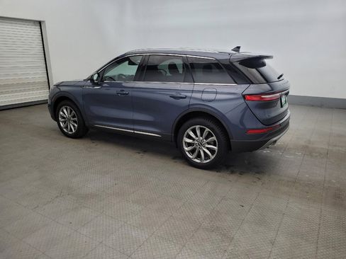 Used 2022 Lincoln Corsair AWD w/ Premium Package image 3