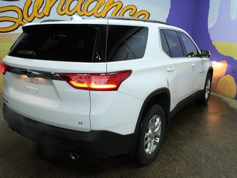Used 2021 Chevrolet Traverse LT image 8
