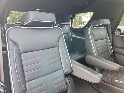 Certified 2025 GMC Yukon AT4 Ultimate w/ LPO, Floor Liner Package image 10