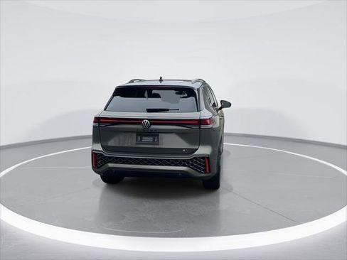 New 2026 Volkswagen Tiguan SE R-Line AWD/4WD image 7