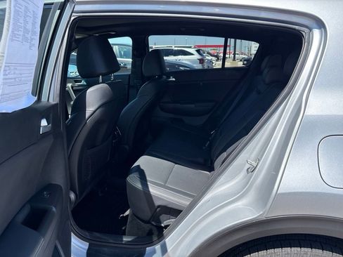 Used 2020 Kia Sportage S w/ S Sunroof Package AWD/4WD image 28