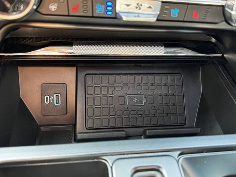 Used 2023 Ford F150 Raptor w/ Raptor 37 Performance Package AWD/4WD image 23