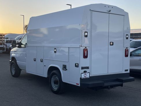 New 2025 Ford E-350 and Econoline 350 Super Duty w/ Power Equipment Group image 4