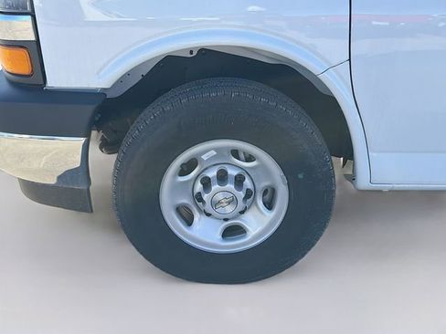 New 2025 Chevrolet Express 3500 w/ Power Convenience Package RWD image 21