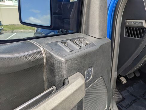 Used 2018 Ford F150 Raptor w/ Equipment Group 802A Luxury image 22