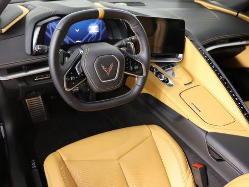 Certified 2025 Chevrolet Corvette Stingray Preferred Conv w/ Z51 Performance Package image 8