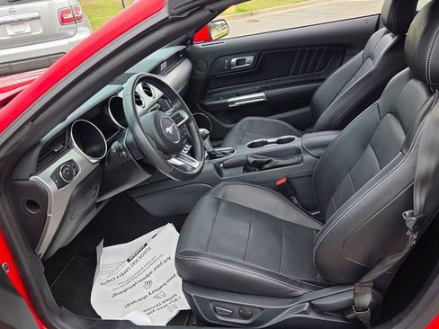 Used 2021 Ford Mustang GT Premium RWD image 5