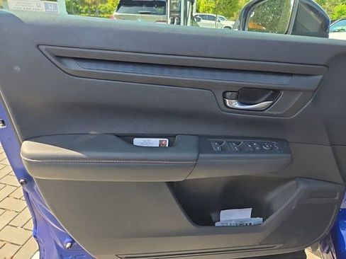 Used 2023 Honda CR-V Sport image 19