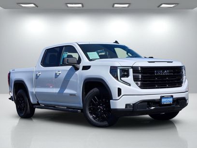 Certified 2023 GMC Sierra 1500 Elevation w/ LPO, Elevation Black Package