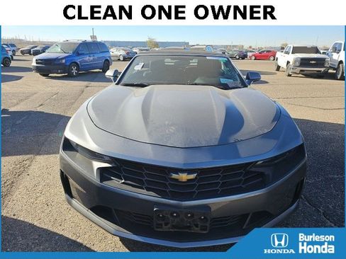 Used 2020 Chevrolet Camaro LT image 3