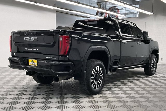 Used 2024 GMC Sierra 2500 Denali Ultimate AWD/4WD image 12