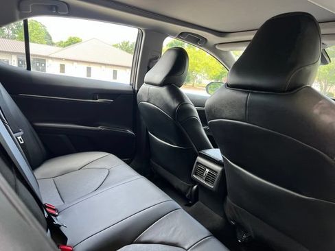 Used 2021 Toyota Camry XSE FWD image 19