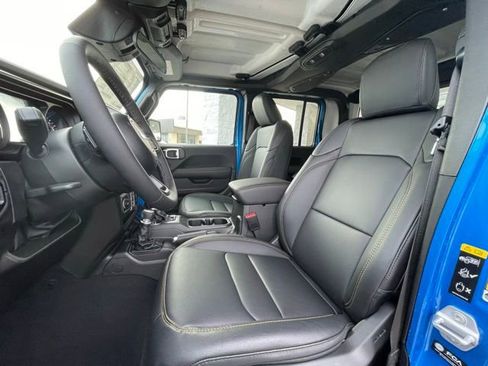 New 2026 Jeep Gladiator Sport image 11