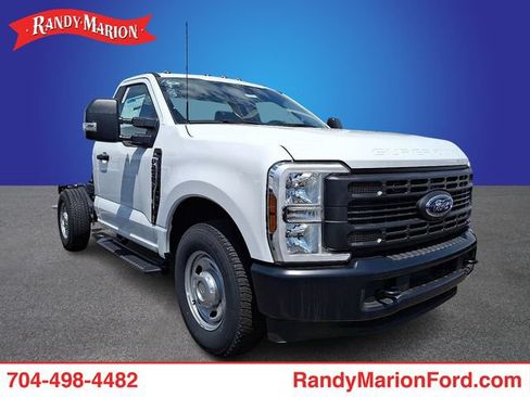 New 2024 Ford F250 XL w/ XL Driver Assist Package RWD image 1