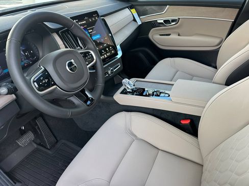 New 2026 Volvo XC90 B5 Plus w/ Protection Package AWD/4WD image 10