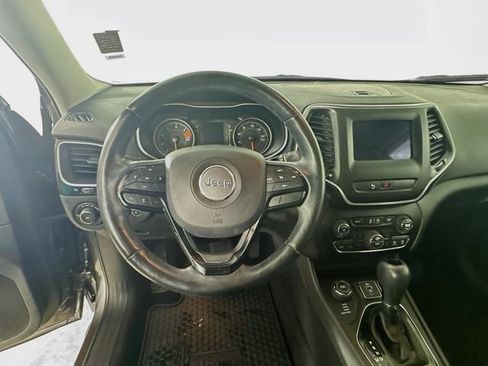 Used 2020 Jeep Cherokee Latitude Plus AWD/4WD image 14