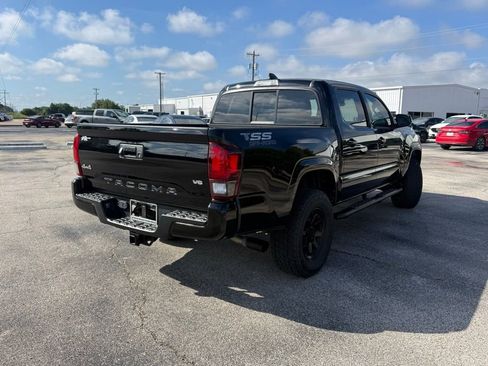 Used 2023 Toyota Tacoma SR AWD/4WD image 4