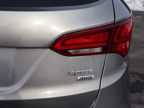 Used 2017 Hyundai Santa Fe Sport image 33