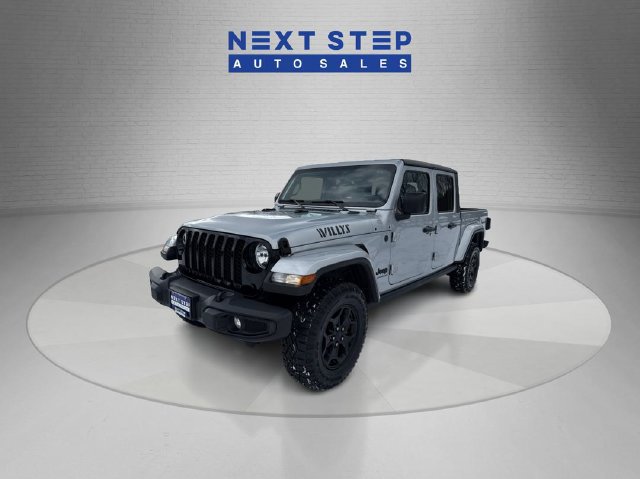 Used 2022 Jeep Gladiator Sport AWD/4WD image 3