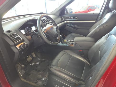 Used 2016 Ford Explorer XLT w/ Equipment Group 202A AWD/4WD image 15