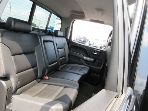 Used 2016 GMC Sierra 2500 SLT w/ Duramax Plus Package AWD/4WD image 24