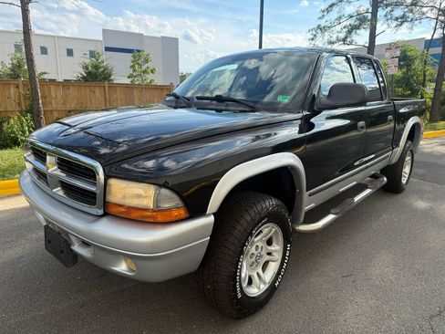 Used 2004 Dodge Dakota SLT w/ Deluxe Convenience Group AWD/4WD image 2
