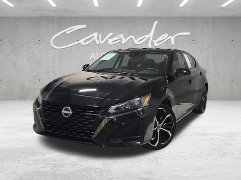 Used 2024 Nissan Altima 2.5 SR FWD image 1