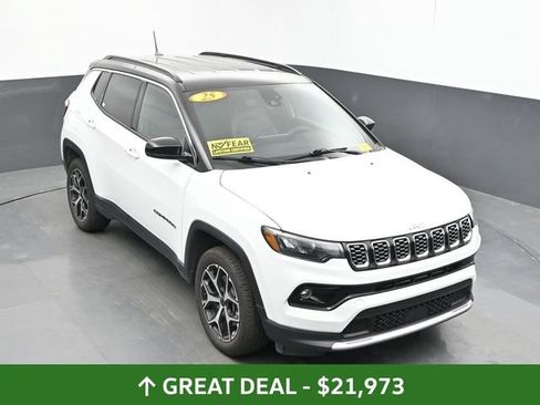 Used 2025 Jeep Compass Limited AWD/4WD image 38