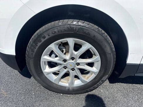 Used 2019 Chevrolet Equinox LT FWD image 24